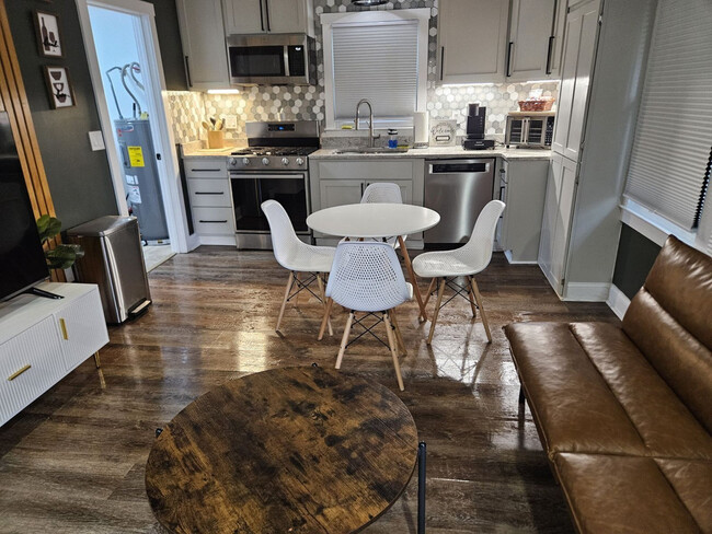 Photo - 122 Malone Dr Unit SI FL1-ID1345543P