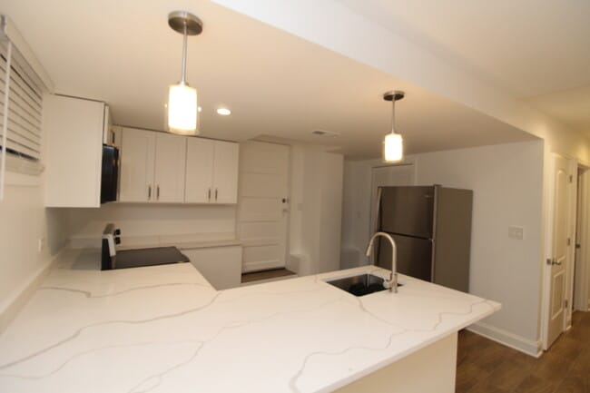 Photo - 5805 N Richmond St Unit G