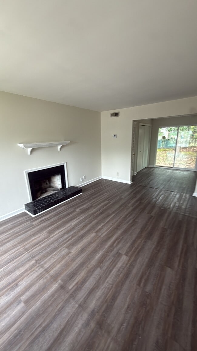 Photo - 3006 Woodymore Pl