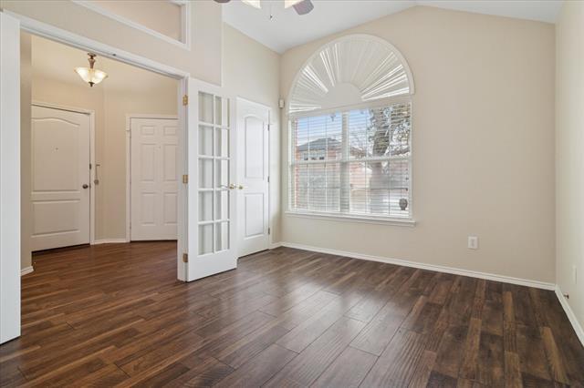 Photo - 2060 Falls Creek Dr