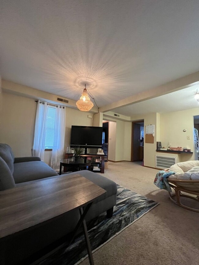 Photo - Hoff - 14 Unit 115