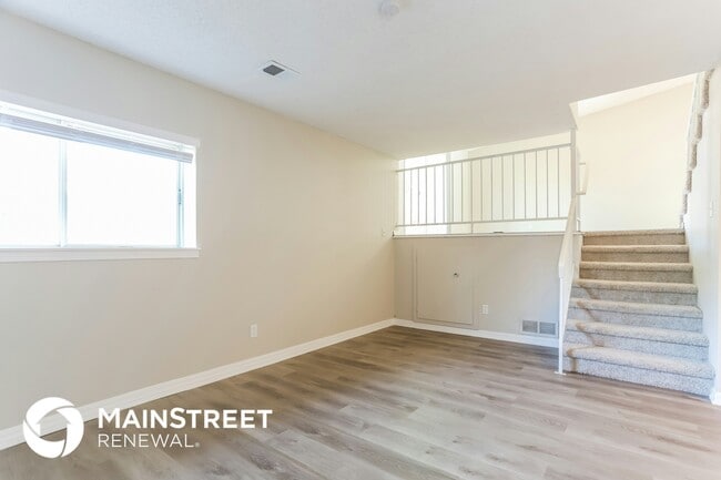 Photo - 5690 S Netherland St