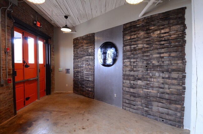 Building Photo - Cooperage 214 ~ 1 Bedroom/1 Bathroom Apart... Unit 303