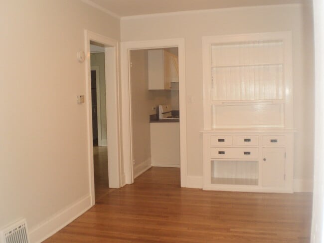 Photo - 2017 Ridge Ave Unit 1