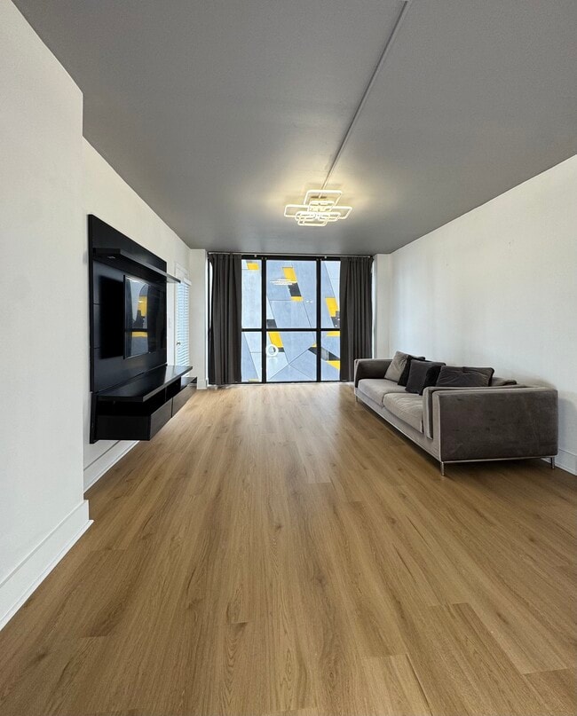 Building Photo - 1280 W Peachtree St NW Unit 903 Rental