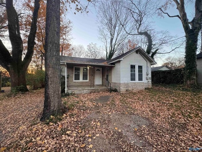 Photo - 2411 Kildare St NW