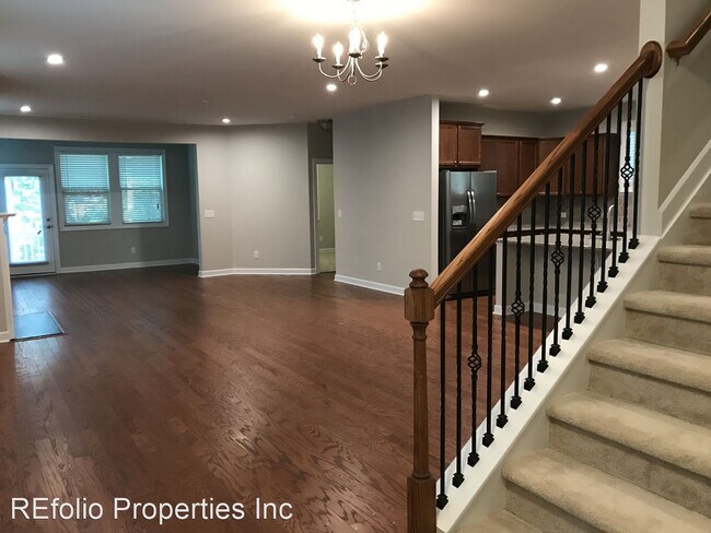 Photo - 4 br, 3 bath House - 2113 McKenzie Ridge Lane