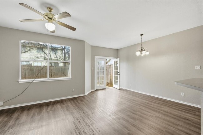 Photo - 8102 Willet Trail