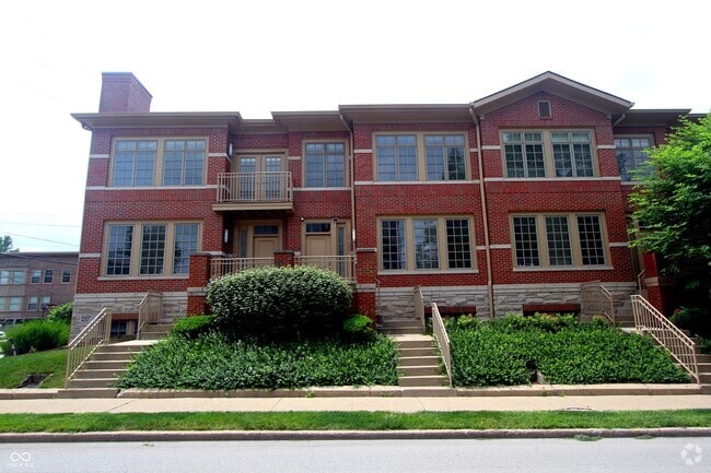 Building Photo - 2106 N Pennsylvania St Rental