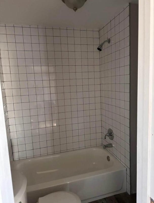 Photo - 1418 Woodlawn Ave