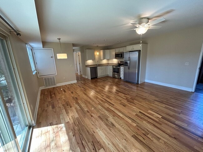 Photo - 2 Bedroom 1 Bath - Downtown Morganton - Anderson Place Apts. Unit B203