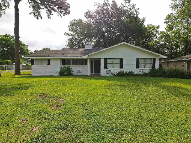 Photo - 1916 Spencer Ave