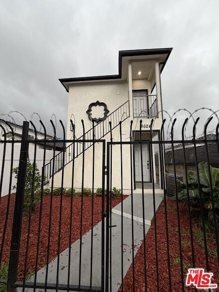 Photo - 8624 Graham Ave Unit A