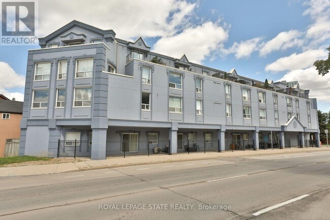 Photo - 400 York Blvd Unit 208