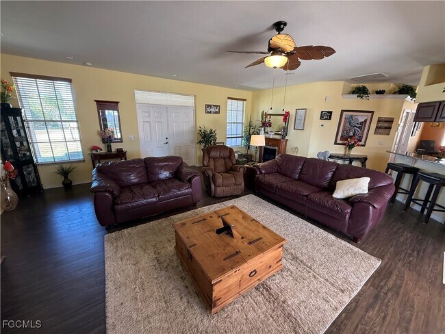 Photo - 3619 SW 6th Ave