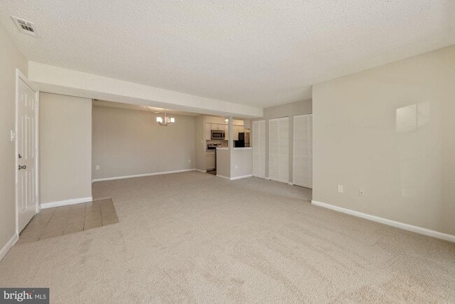Building Photo - 1601 Carriage House Terrace Unit 1601-E