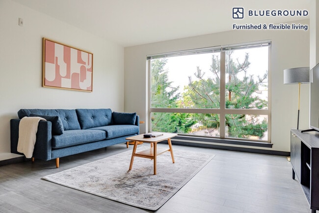 Building Photo - 15522 NE 22 Pl Rental