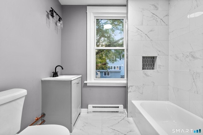 Photo - 1148 Hope St Unit 1