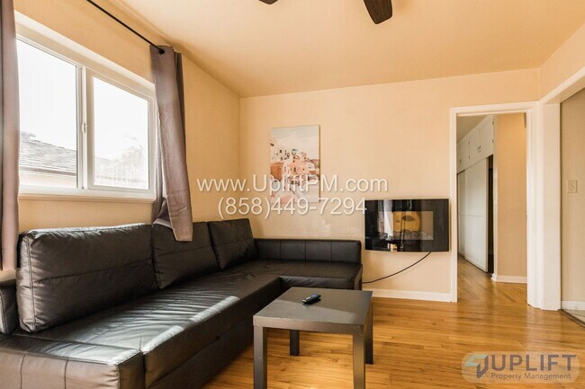 Photo - 4122 Gamma St