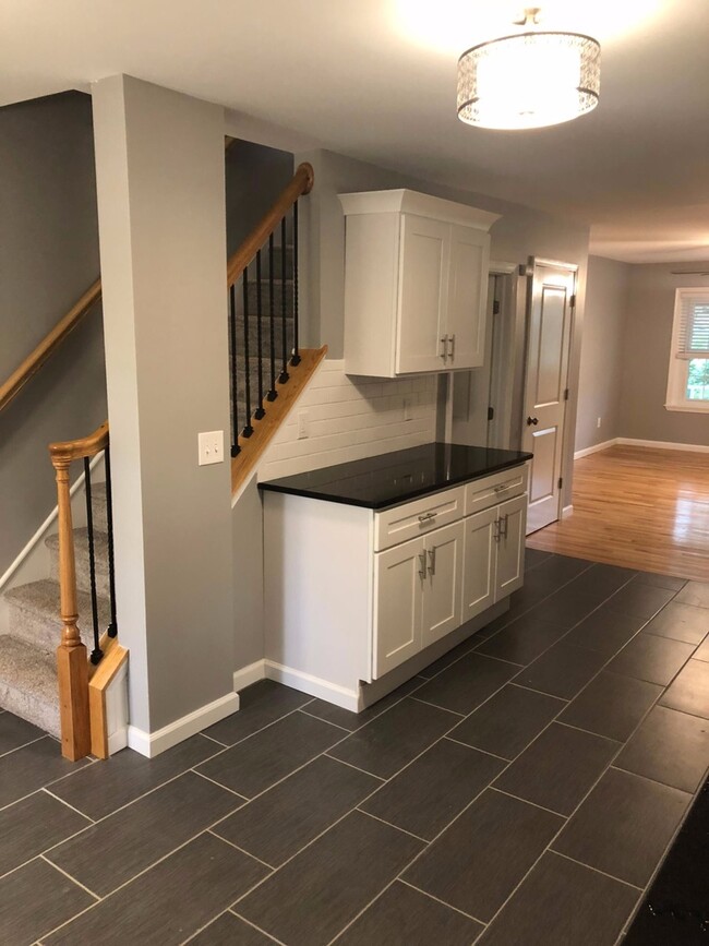 Photo - Amazing 2 bed home with office in Emmaus