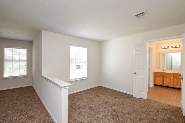 Building Photo - 19014 Prairie Bluff Dr