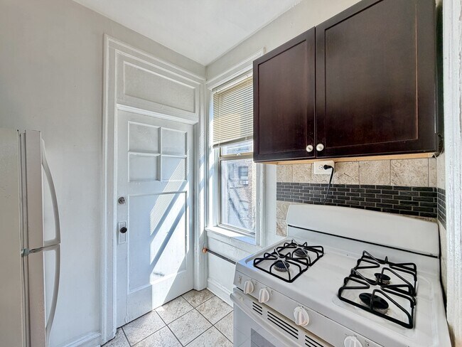 1367 W Estes Ave Unit K2