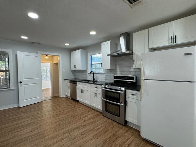 Photo - 1115 S 11th St