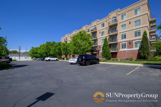 Photo - Beautiful Spacious Condo In Desirable Millcreek Area! Unit 204