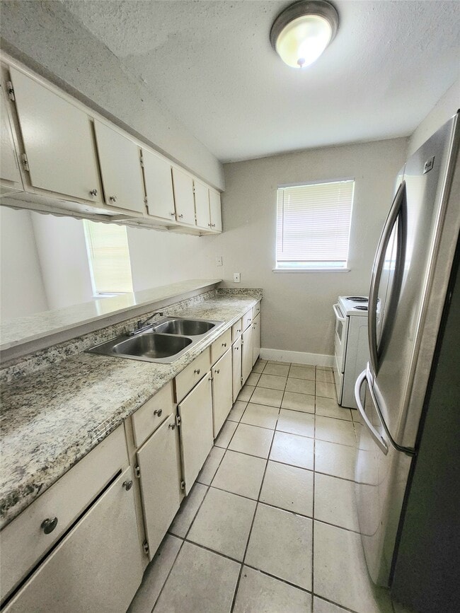 Photo - 9110 Kentshire Dr