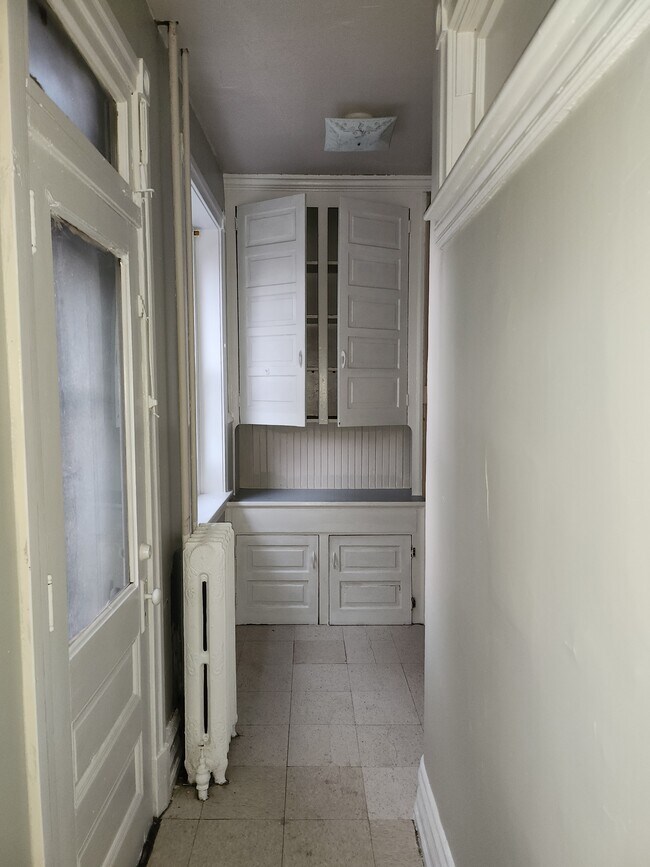 Photo - 1019 Chestnut St Apartments Unit 2B