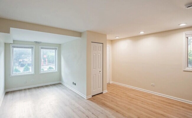 Building Photo - Upscale Living at Its Finest
