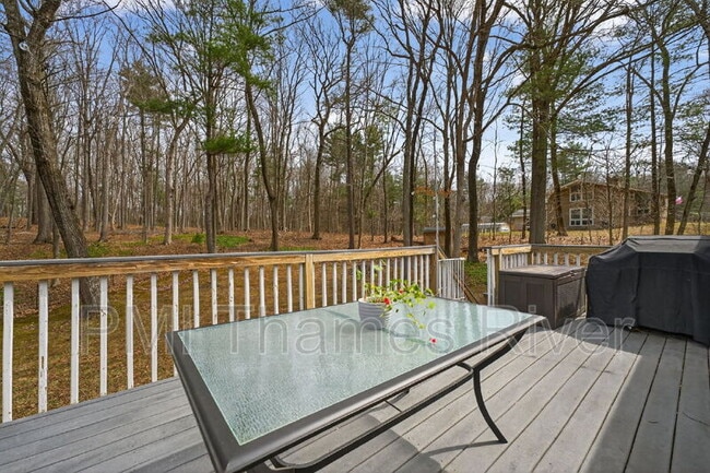 Photo - 74 Hurlburt St