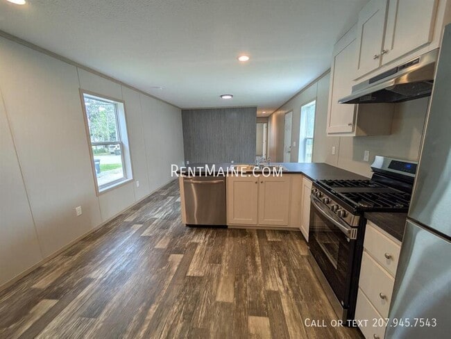Photo - 438 Finson Rd