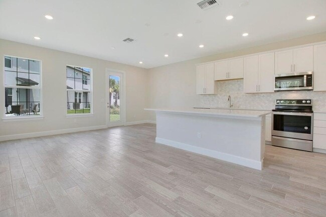 Photo - 1875 SE Ocean Cove Way