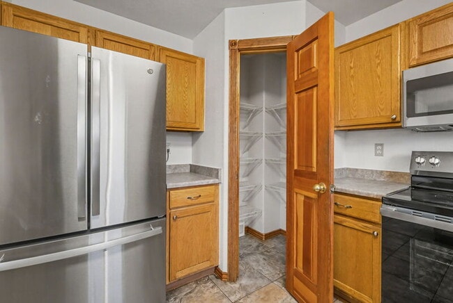 Photo - 4528 W 63rd Dr