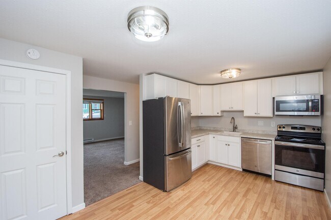 Photo - 909 12th St N Unit 3