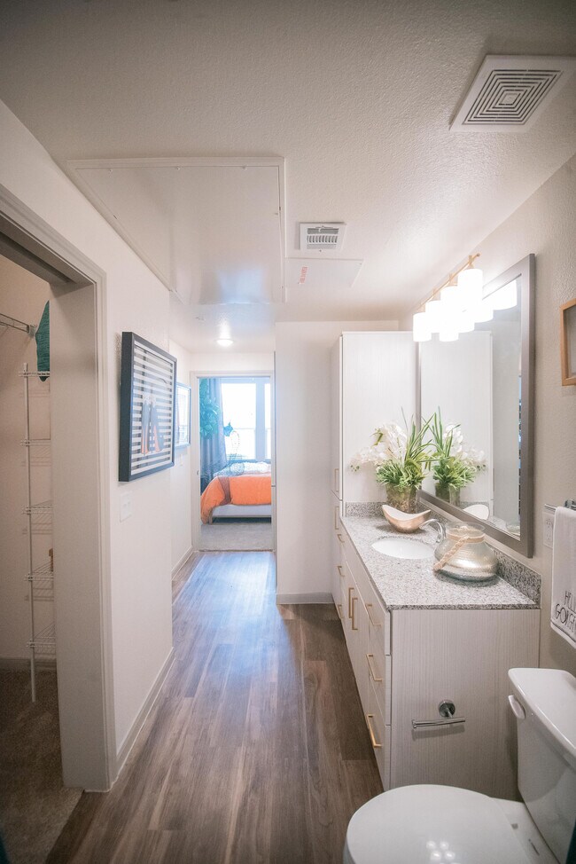 The Vic at Southwinds Apartments Baytown, TX