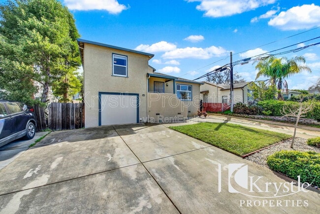 Photo - 2420 Alameda St