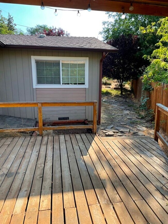 Super Cute Geothermal Home Rental House Rental in Klamath Falls, OR