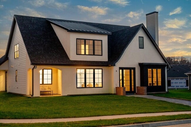 Building Photo - 15015 Everglades Dr Rental