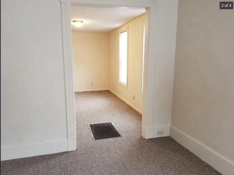 Photo - 415 Rankin St