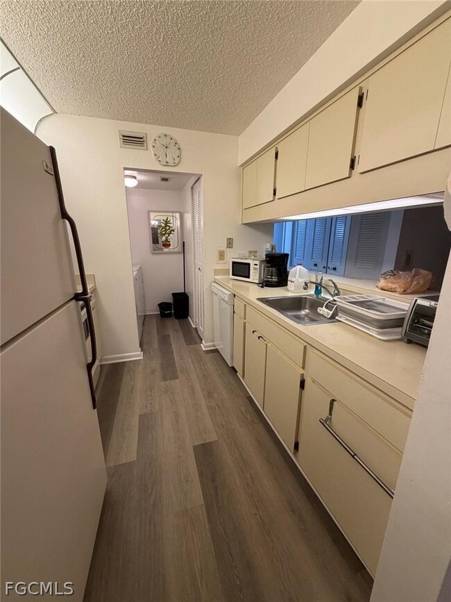 Photo - 9570 Green Cypress Ln Unit 13