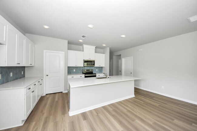 Photo - 638 Stovall Dr