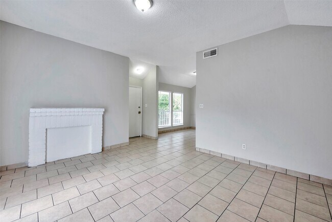 Photo - 6110 W Mt Houston Rd Unit C