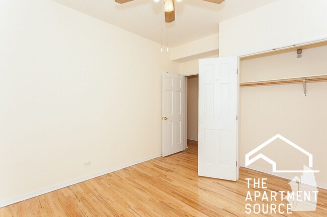 Photo - 2320 N Southport Ave