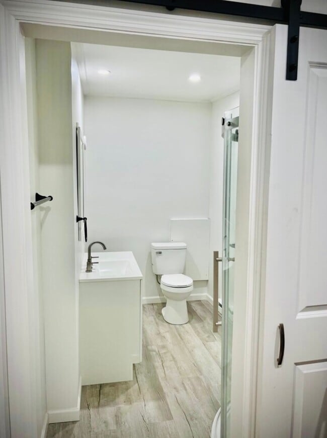 Photo - 1324 5th Ave Unidad 3