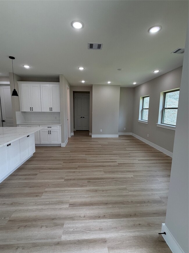 Photo - 2619 Piemonte Ave