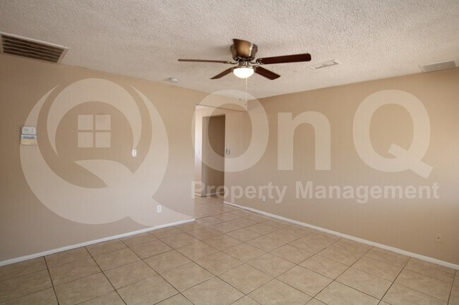 Photo - 4312 E Burgess Ln