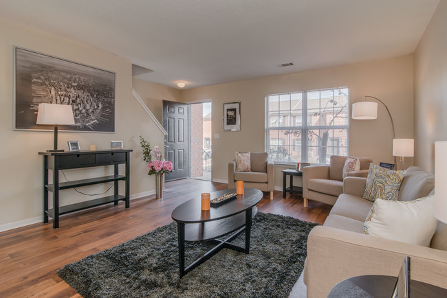 Building Photo - Mountain Brook Rental