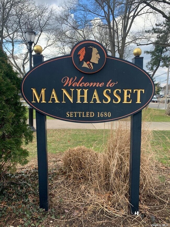15 Gaynor Ave Condo Unit 3E Condo for Rent in Manhasset, NY